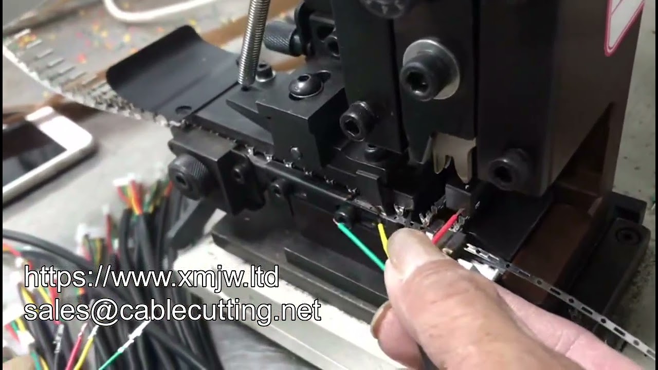หัวปั๊มขึ้นรูปเทอร์มินัล (Terminal Crimping Mould Applicator) แบบป้อนแนวนอน สำหรับเครื่องปั๊มเทอร์มินัลทุกชนิด